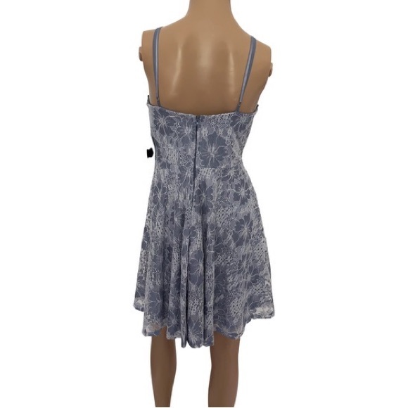City Triangle Lavender Lace Sundress, size 9 Juniors - Picture 3 of 8
